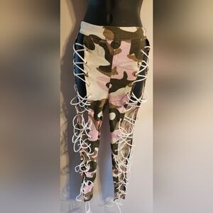 Camo Lace Up Jeggings
